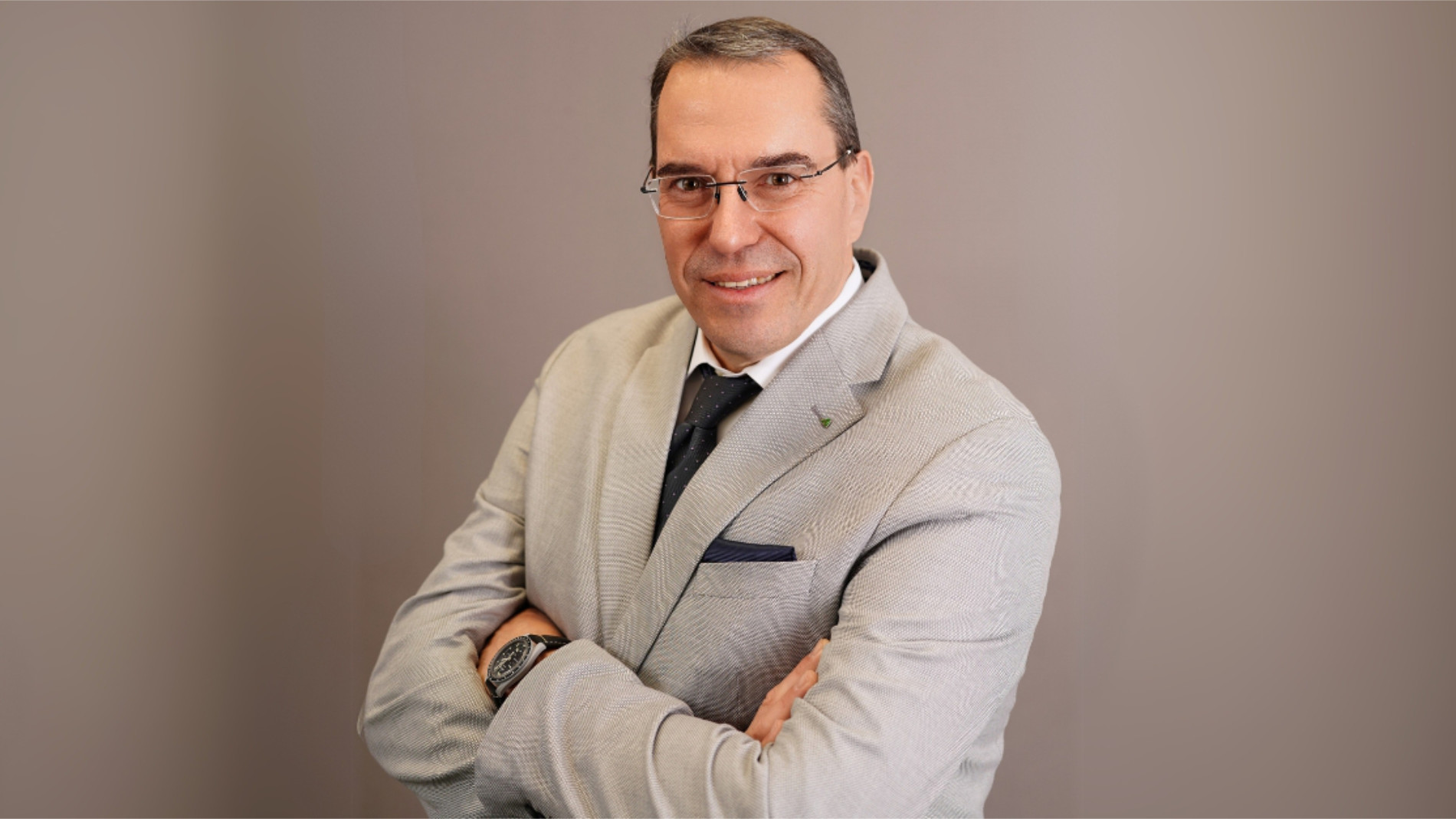 Dr. Thomas Neyers